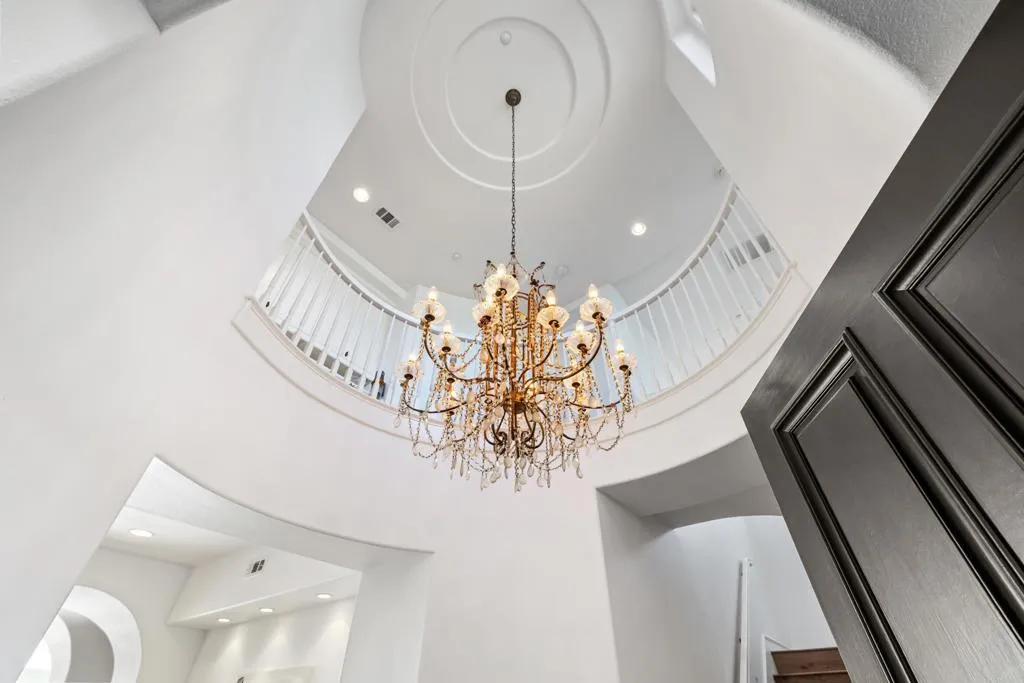 https://cdn.realtyfeed.com/cdn/127/306764434/544dc18e5fd44c69eff76adb3994c2b5.webp
