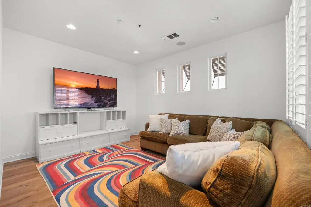 https://cdn.realtyfeed.com/cdn/127/306764434/c1a00099eb11a068ef6e898d893f9ed1.webp
