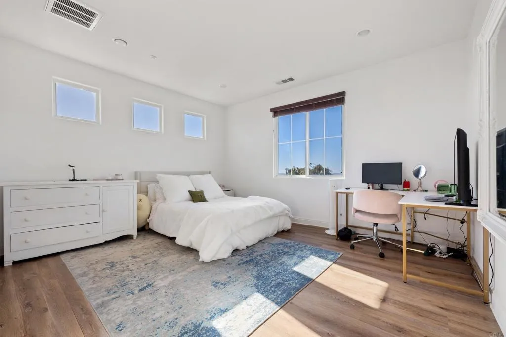 https://cdn.realtyfeed.com/cdn/127/306764434/c53251b056a0804af230b080728f1b91.webp
