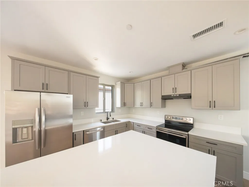 4960 Downing, Baldwin Park, CA 91706 - Photo 4 of 30, Baldwin Park, CA