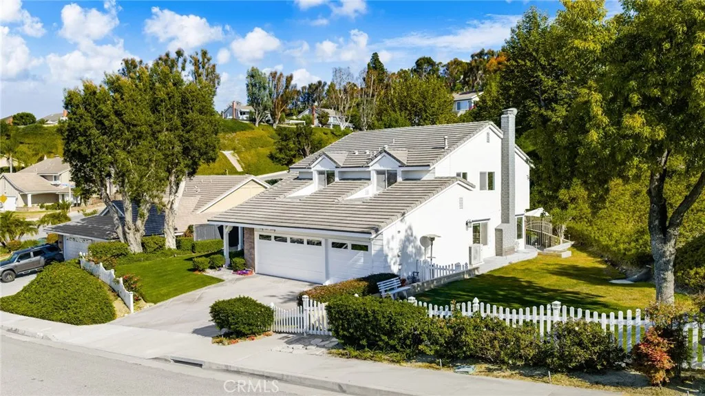 4370 E Lamp Post Way, Anaheim Hills, CA 92807 - Photo 3 of 50, Anaheim Hills, CA