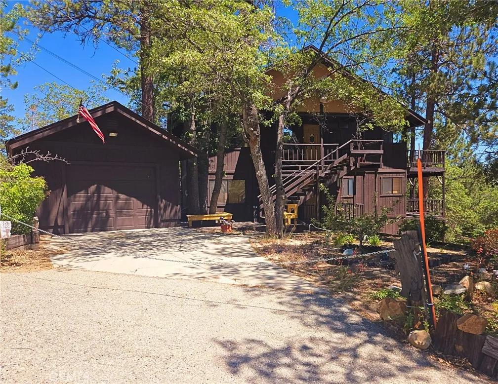 41620 Thrush Court, Big Bear Lake, CA 92315 - Main photo, Big Bear Lake, CA