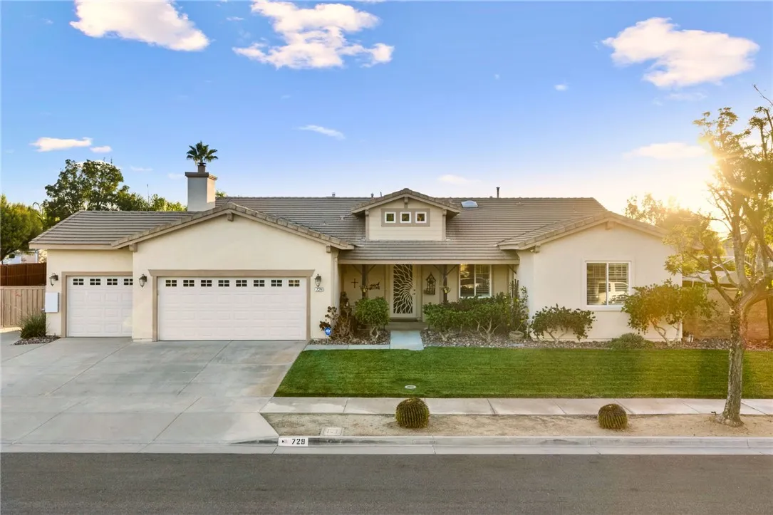 729 Smith, Hemet, CA 92544 - Photo 2 of 50, Hemet, CA
