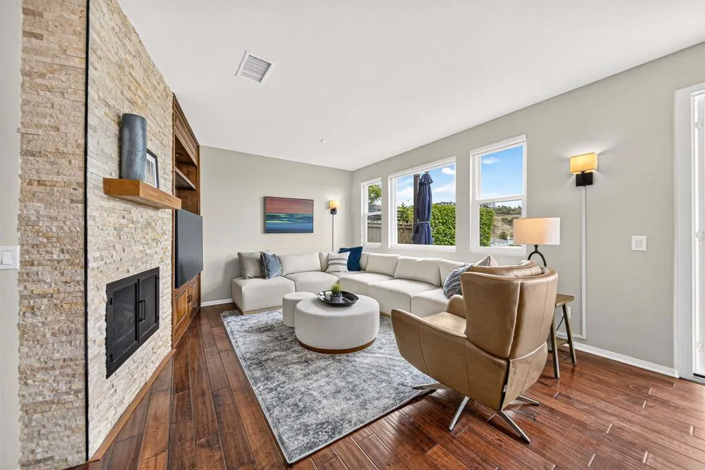 https://cdn.realtyfeed.com/cdn/127/306764502/31677f60213d8c0390af0581b73d287f.webp