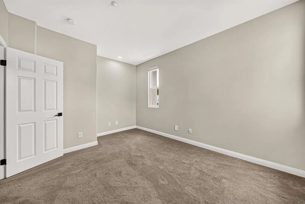 https://cdn.realtyfeed.com/cdn/127/306764502/3c59b53fdf74fd435a38b55bd85ab8c3.webp
