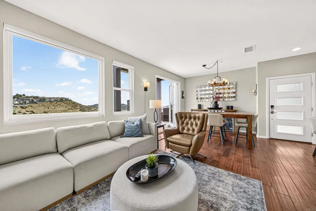 https://cdn.realtyfeed.com/cdn/127/306764502/4fcfac00449dc0cb44578123f5cb58a6.webp