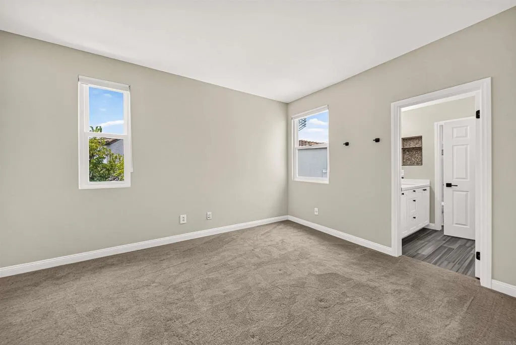 https://cdn.realtyfeed.com/cdn/127/306764502/9ee01286929eb05551897546d400e174.webp