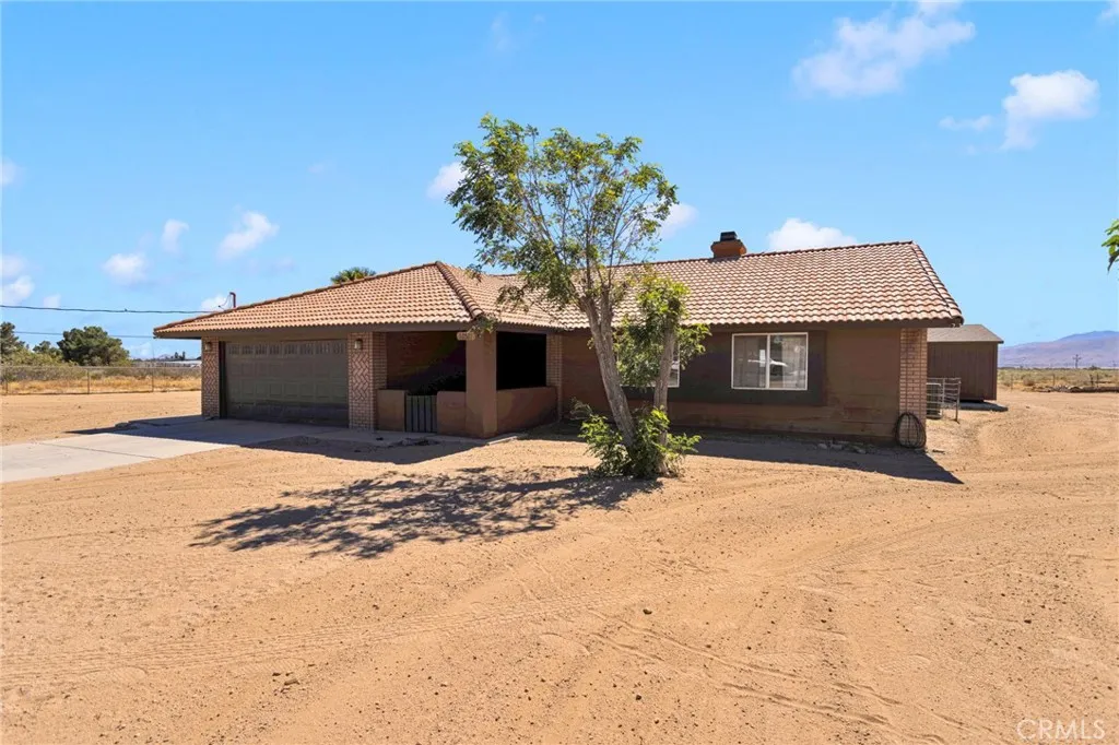 10521 3rd Avenue, Hesperia, CA 92345 - Photo 3 of 51, Hesperia, CA
