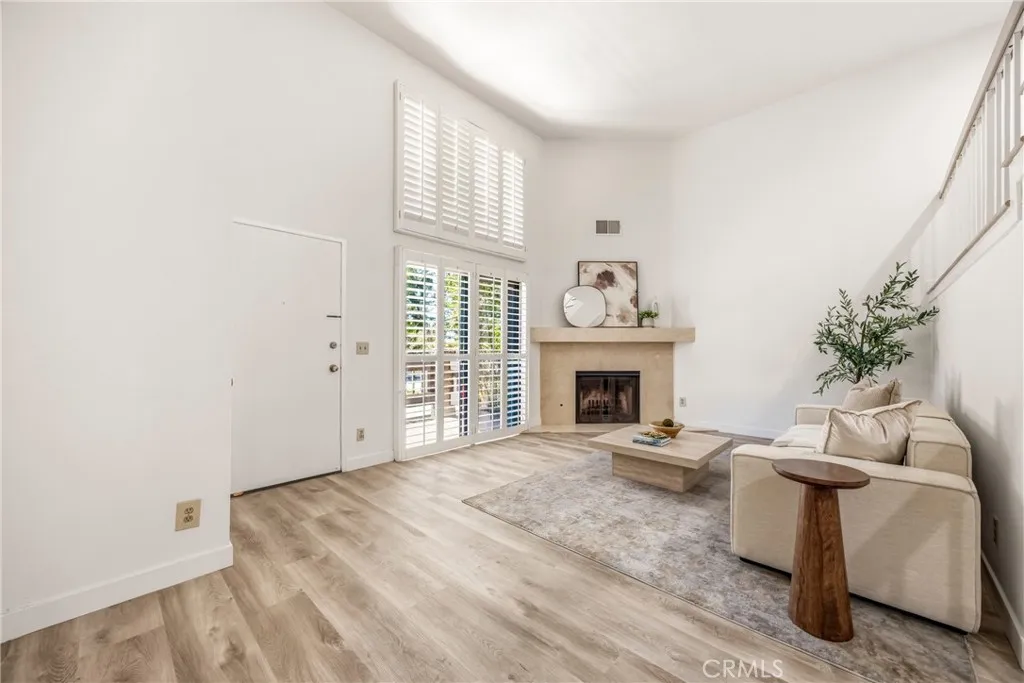1931 E Huntington Dr Unit F, Duarte, CA 91010 - Photo 5 of 42, Duarte, CA