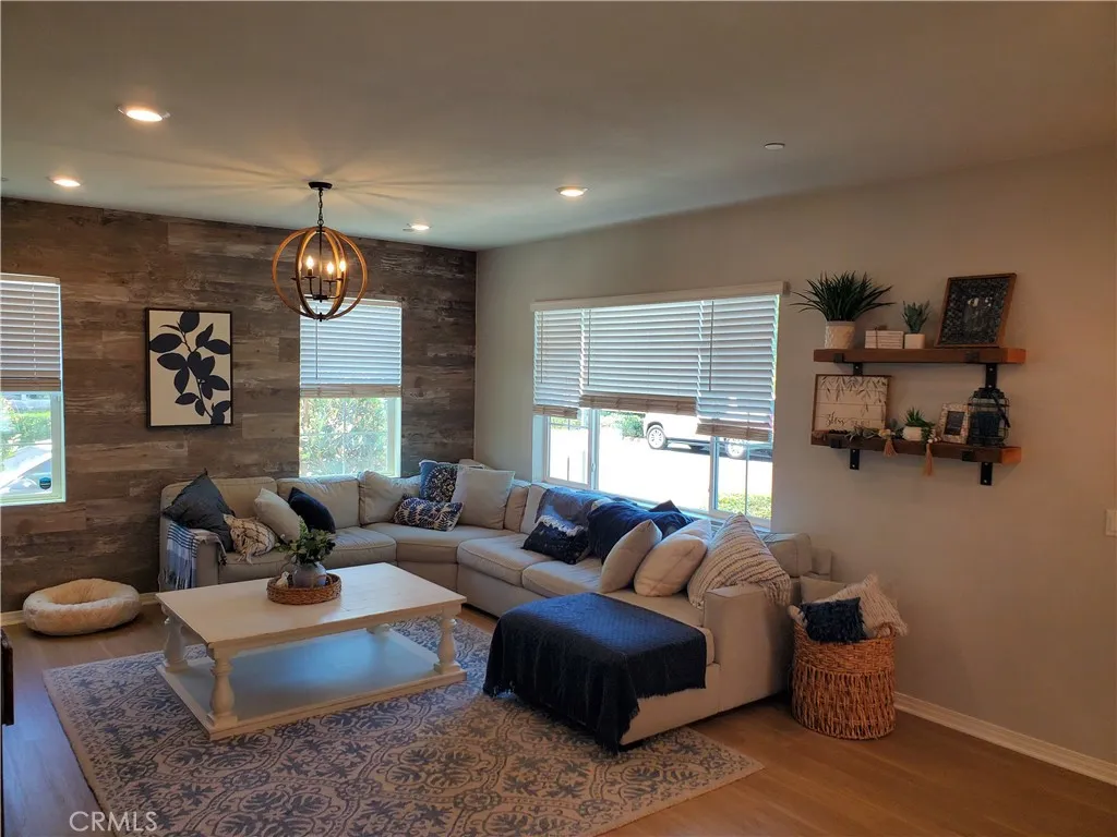 16035 Osprey, Chino, CA 91708 - Photo 4 of 32, Chino, CA