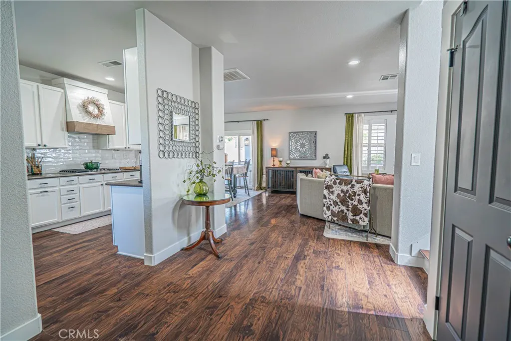 28235 Springvale Lane, Castaic, CA 91384 - Photo 2 of 51, Castaic, CA