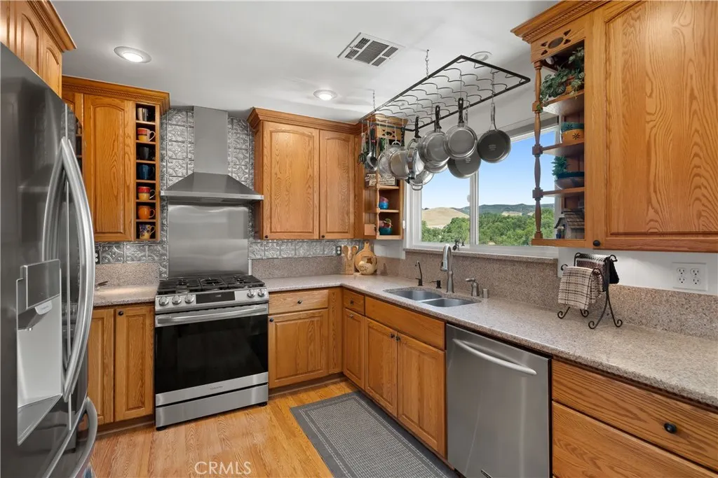 1958 Green Brook Lane, Paso Robles, CA 93446 - Photo 2 of 50, Paso Robles, CA