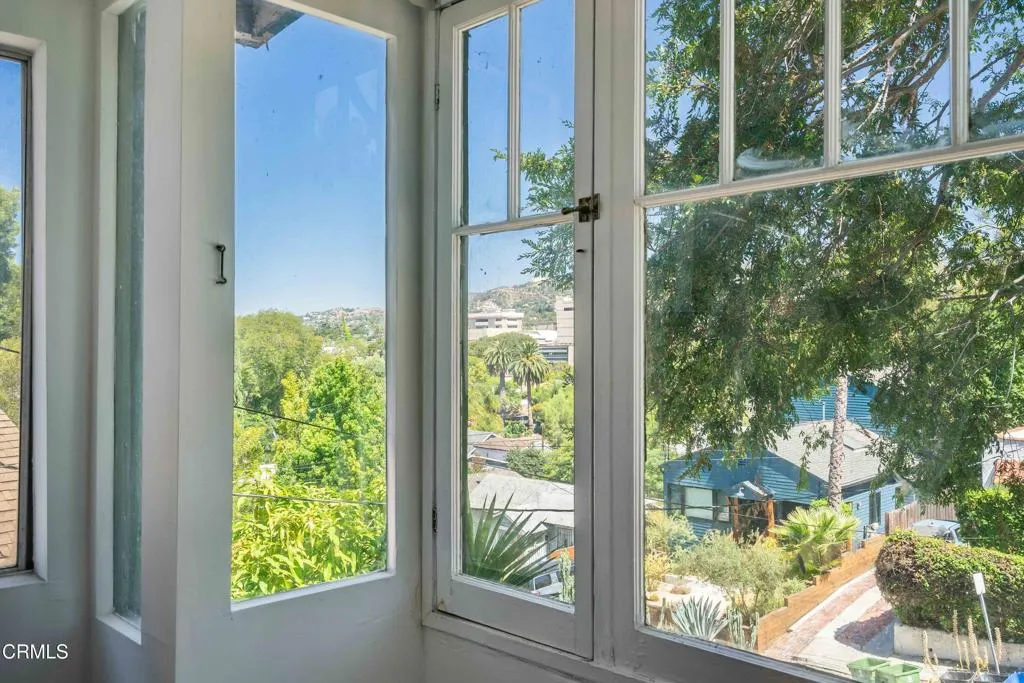 4012 Clayton Avenue West, Los Angeles, CA 90027 - Photo 3 of 42, Los Angeles, CA