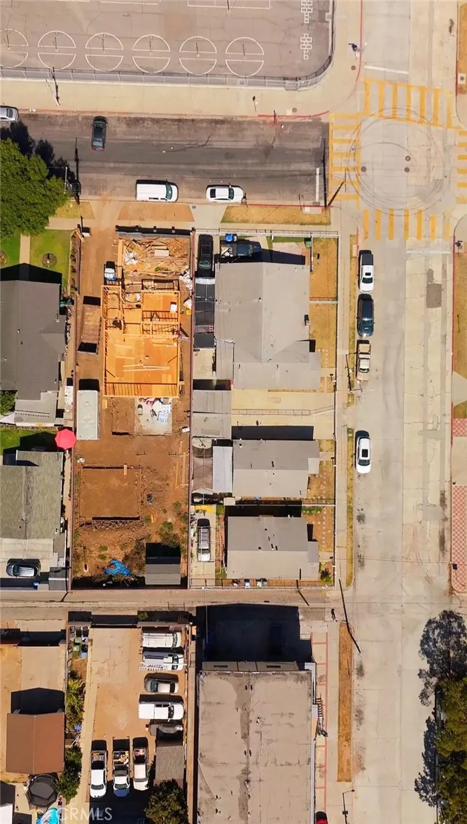 909 W Denni Street, Los Angeles, CA 90744 - Photo 3 of 11, Los Angeles, CA