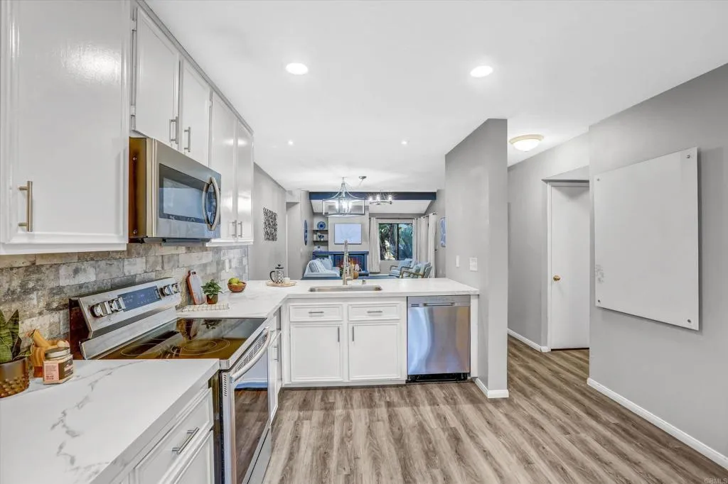 Photo #7: PTP2605199 Listing: Photo #7