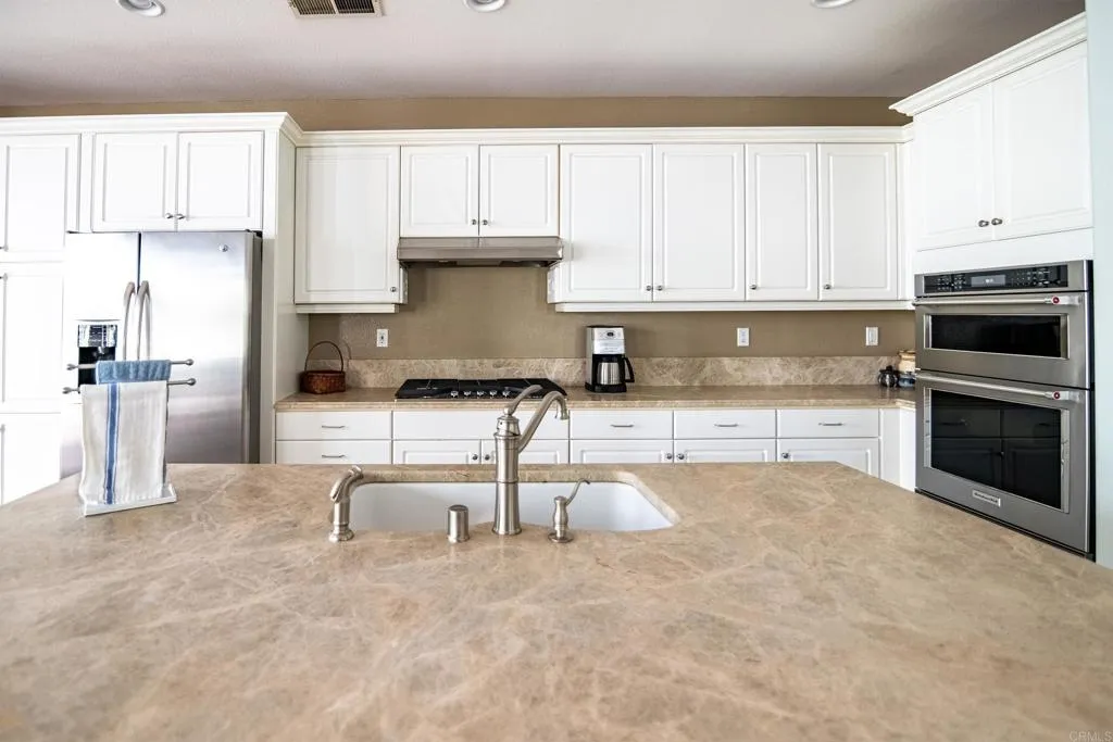 https://cdn.realtyfeed.com/cdn/127/306764573/06942f91d4bf20b67ff9d9df28517ca5.webp