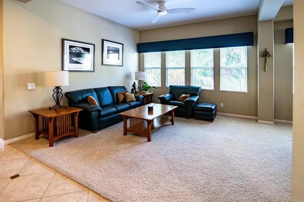 https://cdn.realtyfeed.com/cdn/127/306764573/1f6cc2eeb3901f8e3d282e3a50e39cc0.webp