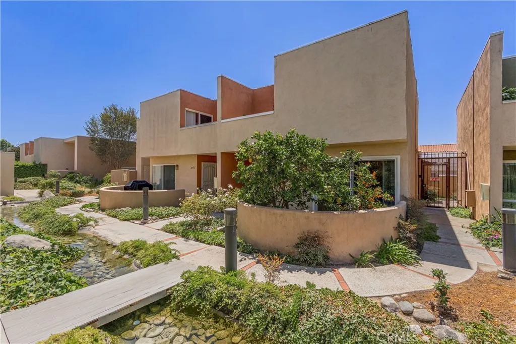 10758 Knott, Stanton, CA 90680 - Photo 2 of 35, Stanton, CA