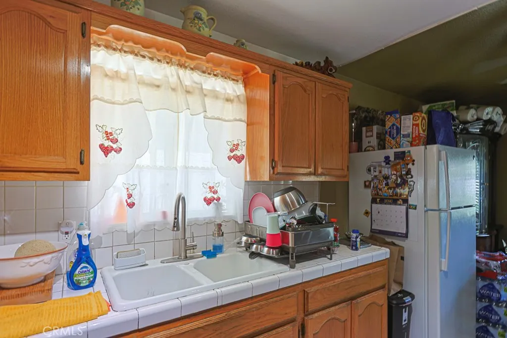 9307 Bandera, Los Angeles, CA 90002 - Photo 5 of 35, Los Angeles, CA