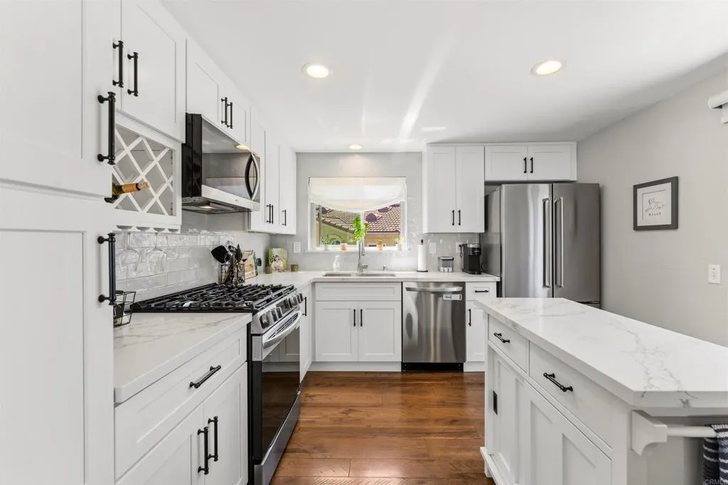 https://cdn.realtyfeed.com/cdn/127/306764594/1771c4e51534f87aa422d2867cf724a8.webp