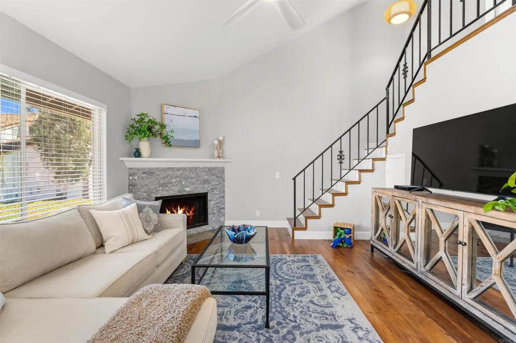 https://cdn.realtyfeed.com/cdn/127/306764594/584ae75d3f833931786456f5c70e2d85.webp