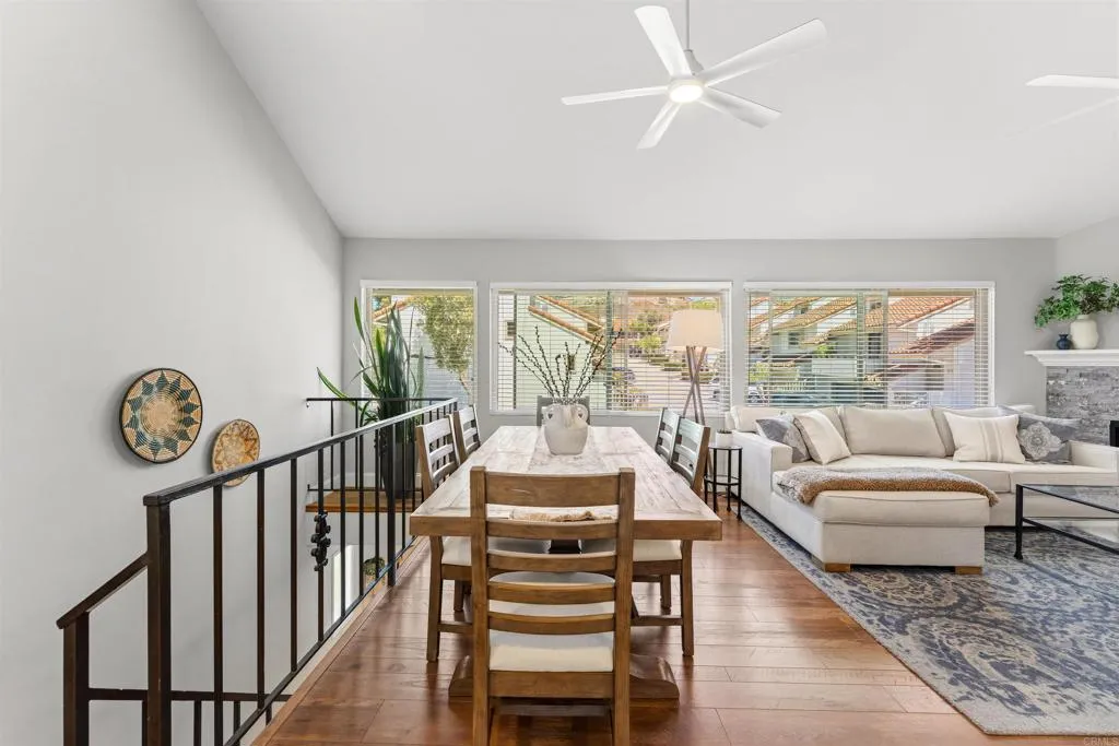 https://cdn.realtyfeed.com/cdn/127/306764594/cbfbb2d205d27f976c01b958cf002e96.webp