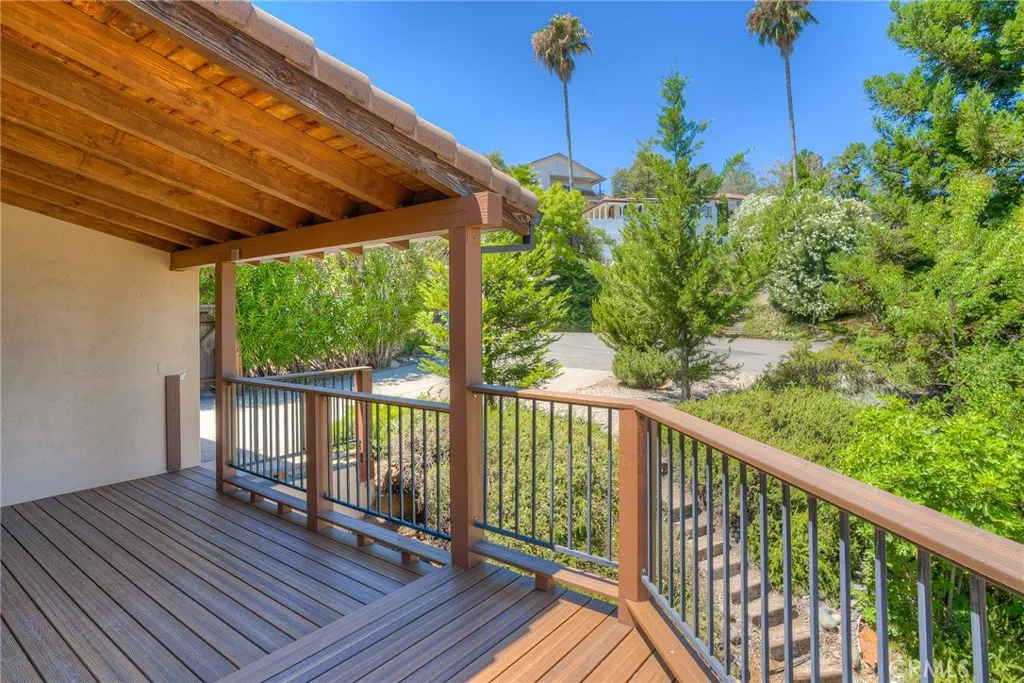 5388 High Rocks Court, Oroville, CA 95966 - Photo 4 of 35, Oroville, CA