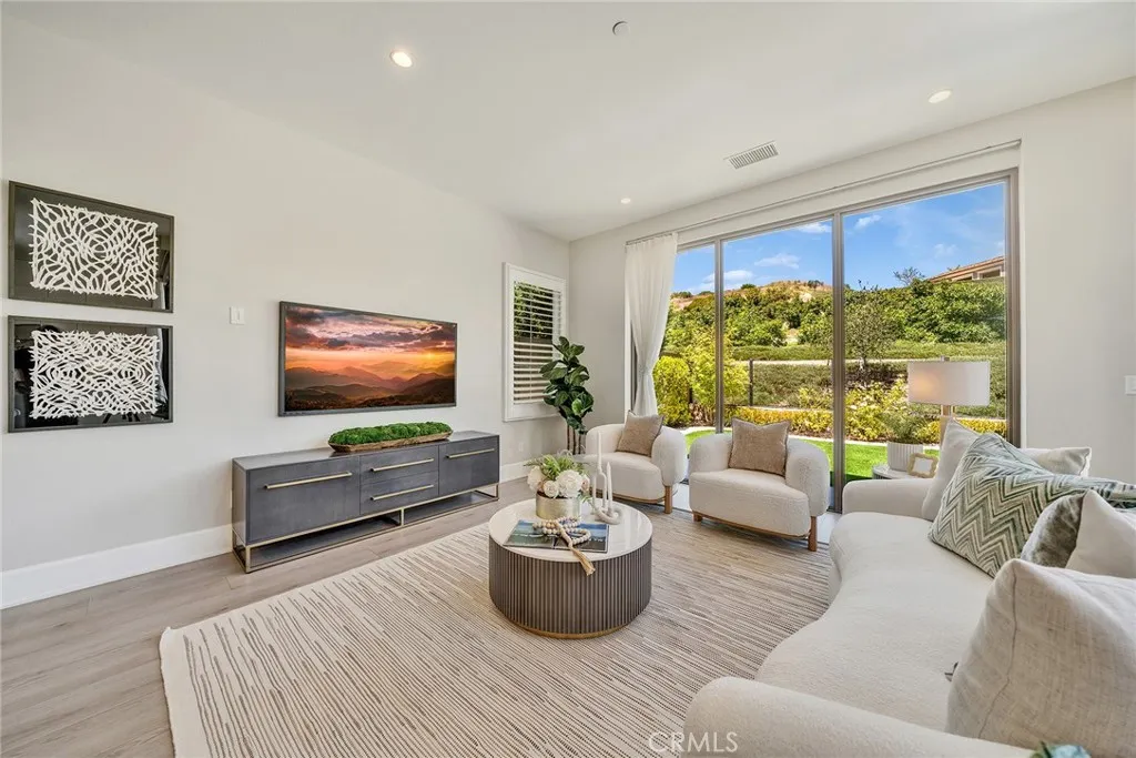 152 Statura, Irvine, CA 92602 - Photo 5 of 45, Irvine, CA