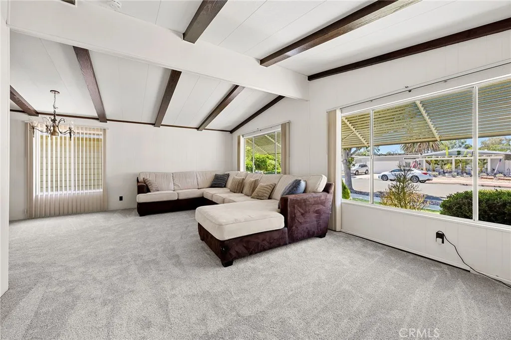 2746 Manzanita, Hemet, CA 92545 - Photo 4 of 36, Hemet, CA