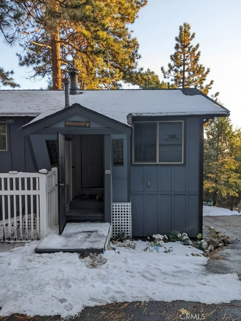 31434 Circle View Drive, Running Springs, CA 92382 - Photo 4 of 11, Running Springs, CA