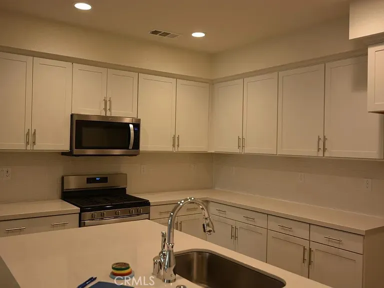122 Red Brick, Simi Valley, CA 93065 - Photo 3 of 4, Simi Valley, CA