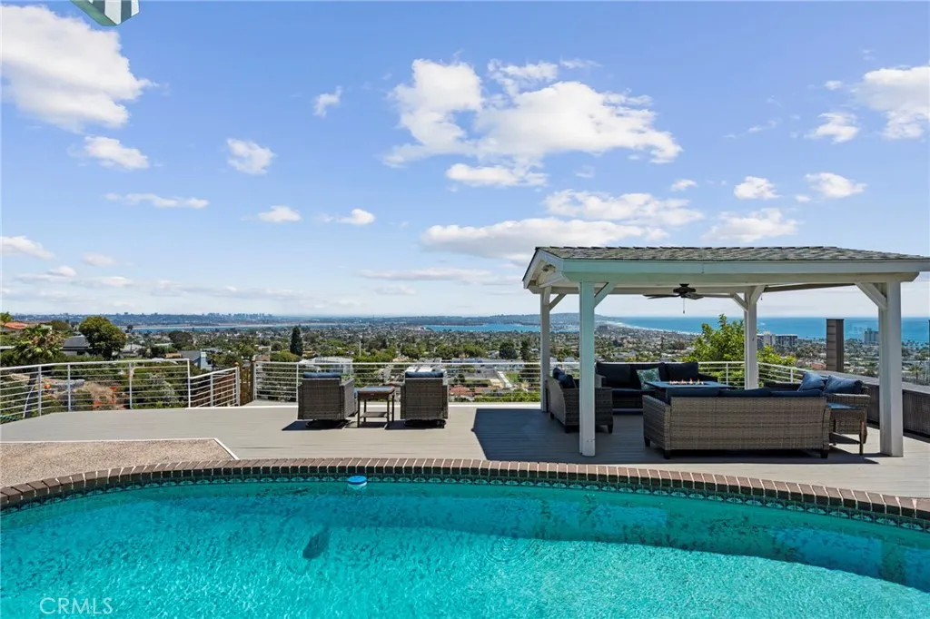 https://cdn.realtyfeed.com/cdn/127/306764644/3832477b09b915f1c127dc9e234b051f.webp