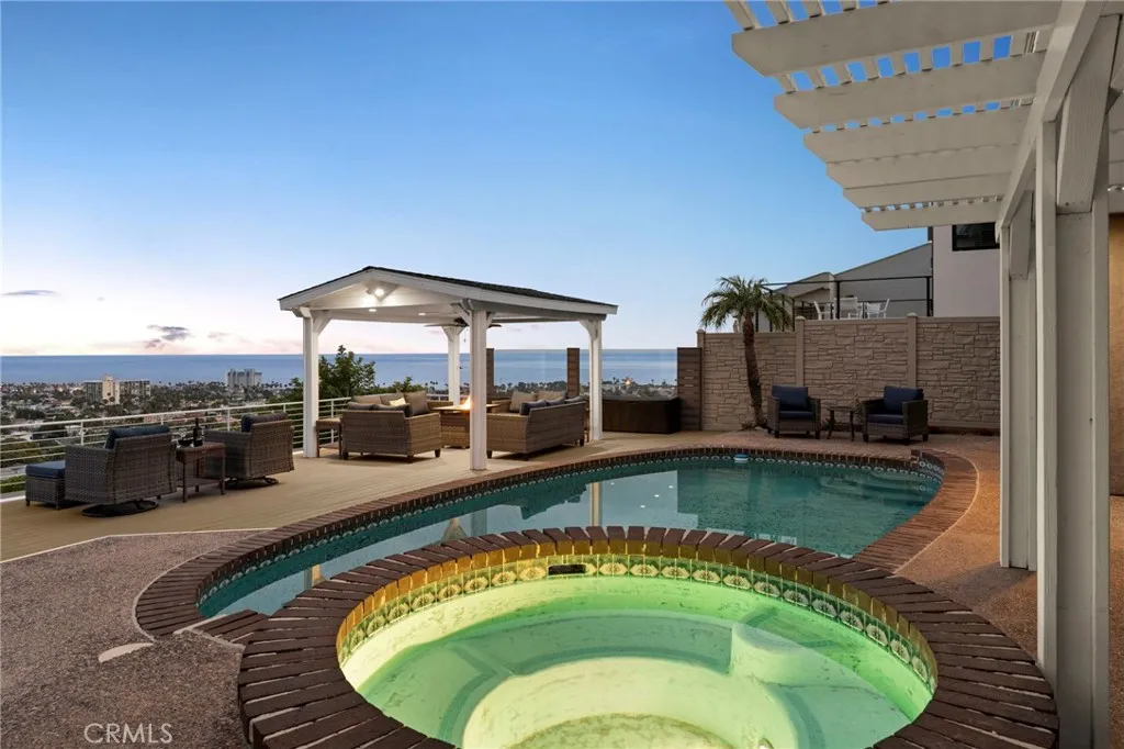 https://cdn.realtyfeed.com/cdn/127/306764644/dc1dbac6f27e7c7b0ce031f7d34c11a3.webp