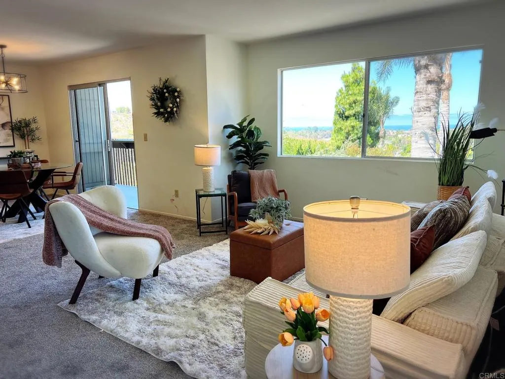 155 Rosebay Dr Unit 2, Encinitas, CA 92024 - Main photo, Encinitas, CA