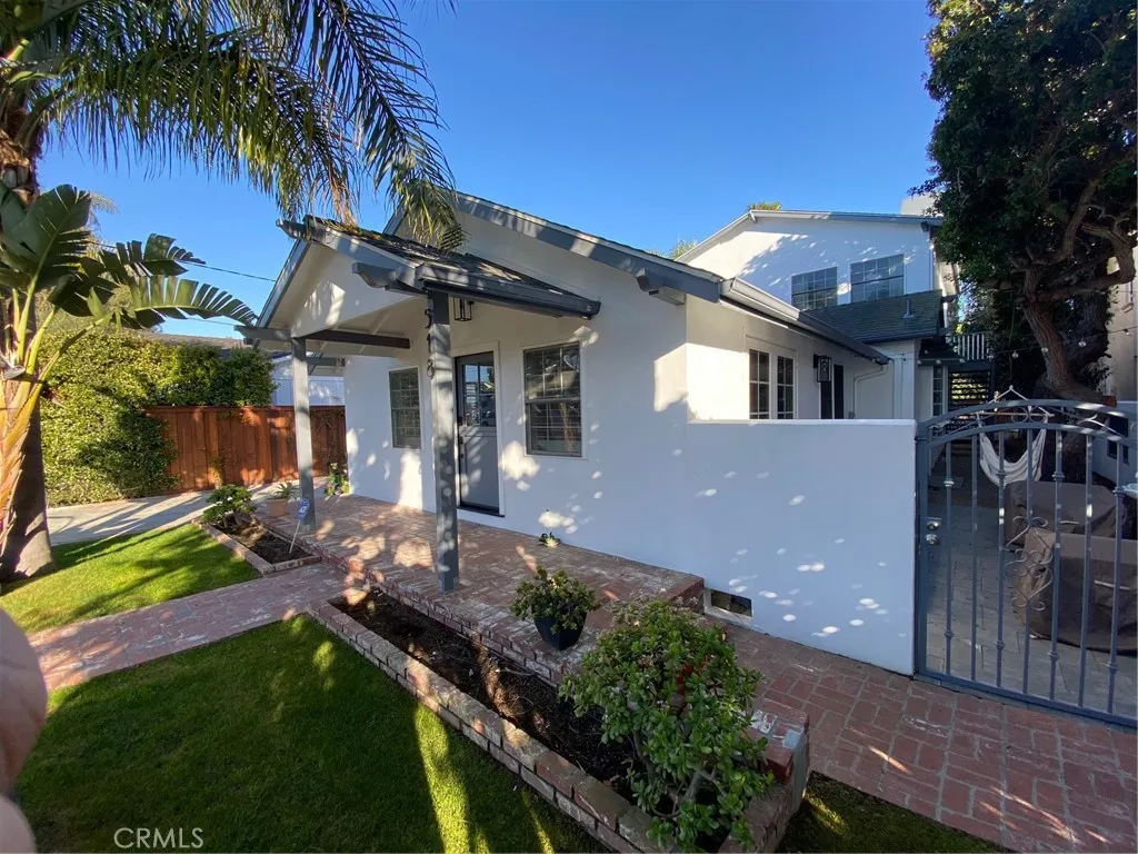 Newport Beach, CA 92663