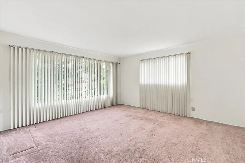 978 W Grovecenter, Covina, CA 91722 - Photo 4 of 37, Covina, CA