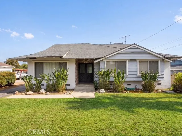 978 W Grovecenter, Covina, CA 91722 - Main photo, Covina, CA