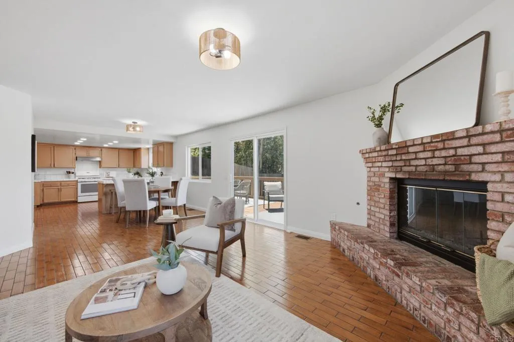 https://cdn.realtyfeed.com/cdn/127/306764707/05262febb1a1daf9a62a5c6426c17c0e.webp