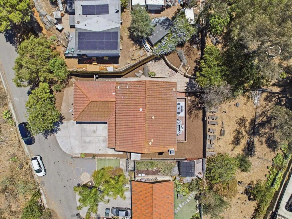https://cdn.realtyfeed.com/cdn/127/306764707/2b255a99ac8dd535950e8ed318a96476.webp