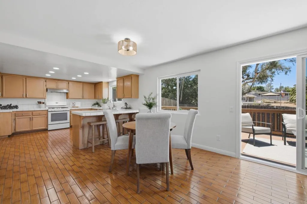 https://cdn.realtyfeed.com/cdn/127/306764707/f0511cf7c431763706e4f28a979132c7.webp
