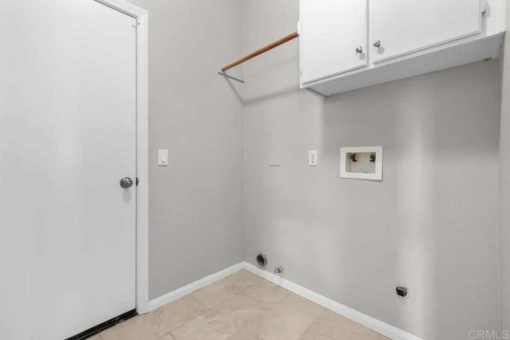 https://cdn.realtyfeed.com/cdn/127/306764731/0194b6f8146307dcfdb0e860195ef4dd.webp