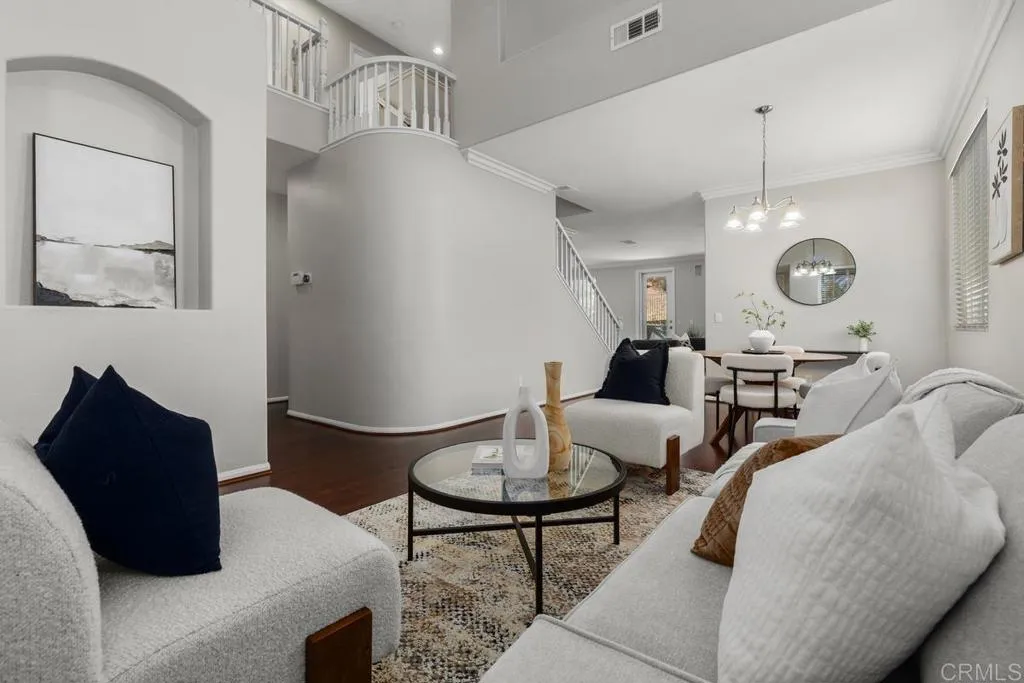 https://cdn.realtyfeed.com/cdn/127/306764731/438ecdcef2ef650229d8d03578c18a12.webp