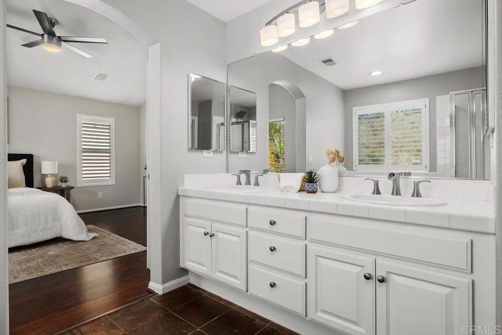 https://cdn.realtyfeed.com/cdn/127/306764731/60fd47b48dba90203b5eef7f9113a2ac.webp