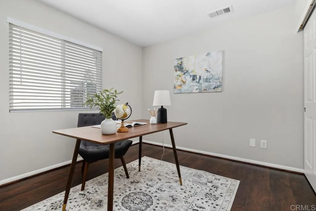 https://cdn.realtyfeed.com/cdn/127/306764731/869b001ed440ffba79d1e7586e1da96a.webp