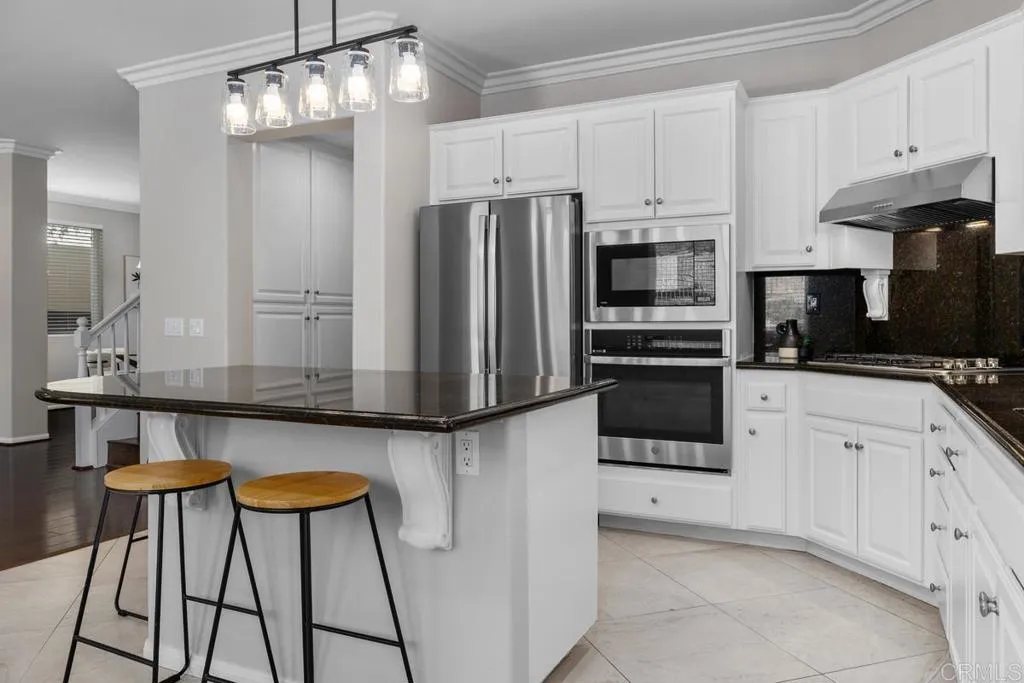 https://cdn.realtyfeed.com/cdn/127/306764731/b4d9528e82cb7146436da28ee87d5bd6.webp