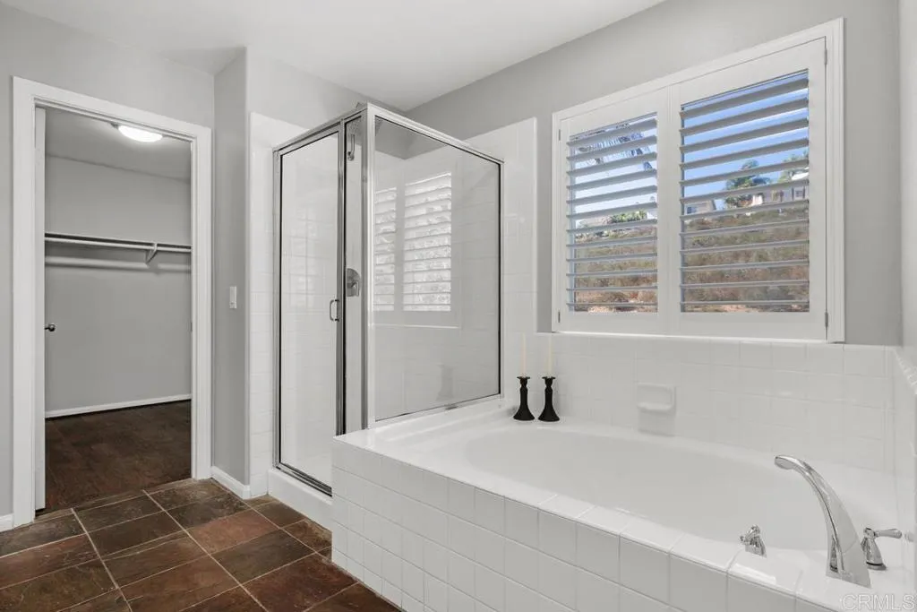 https://cdn.realtyfeed.com/cdn/127/306764731/b791144f25a04552820d576ba1b37a54.webp