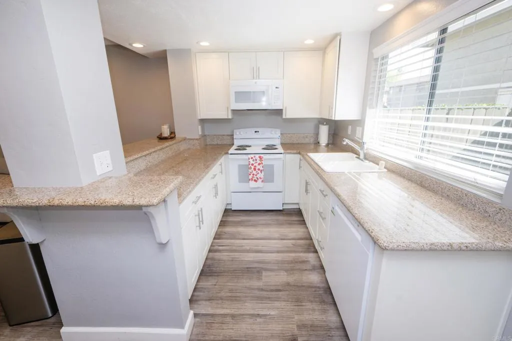 Photo #6: PTP2605203 Listing: Photo #6