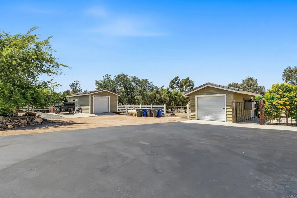 https://cdn.realtyfeed.com/cdn/127/306764746/366f443d33aefc9496d2b709c59f6011.webp