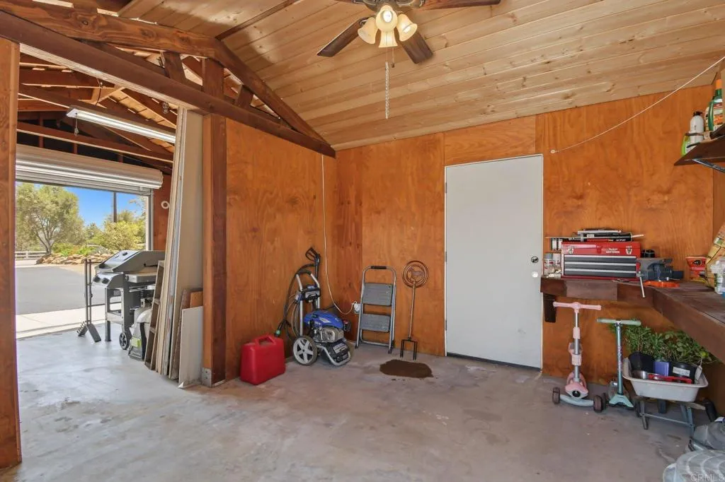 https://cdn.realtyfeed.com/cdn/127/306764746/80adf09b96901fcd0f71daea245f6f4e.webp