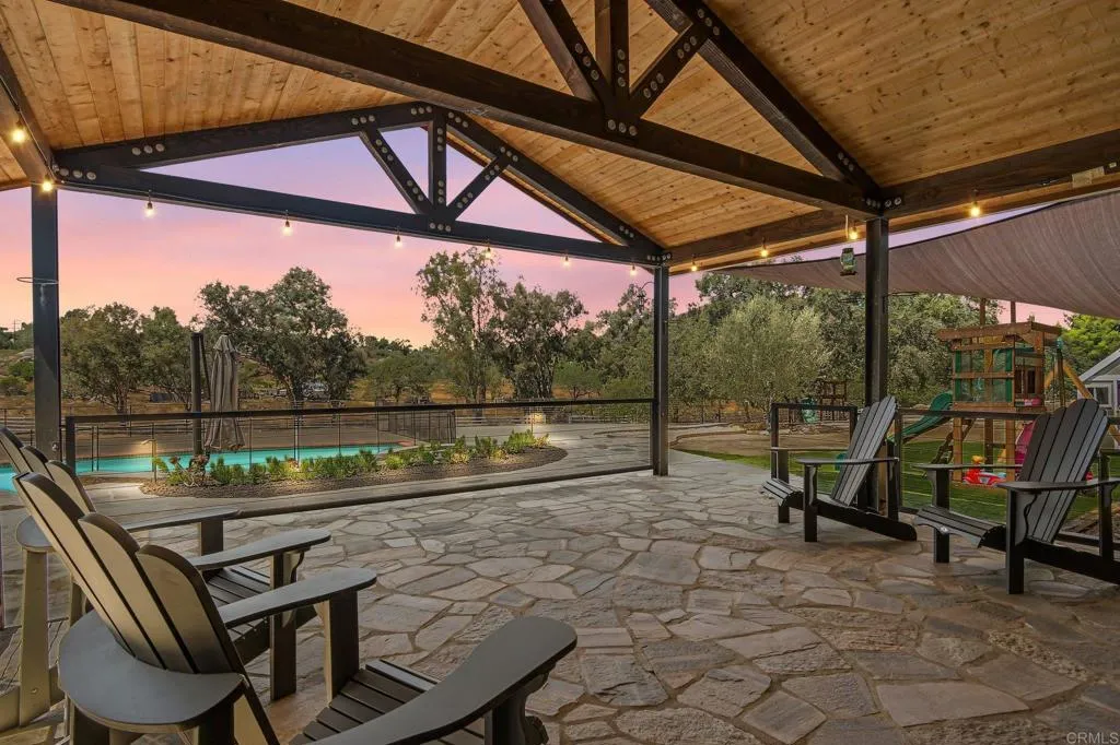 https://cdn.realtyfeed.com/cdn/127/306764746/a28d36c42389546a9f80e6a3e4291c1e.webp